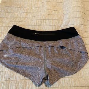 Lululemon Speed Up Shorts 2.5 inch